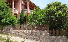 Iren Holiday Apartment